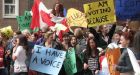 Young Winnipeggers rally for the city's first vote mob